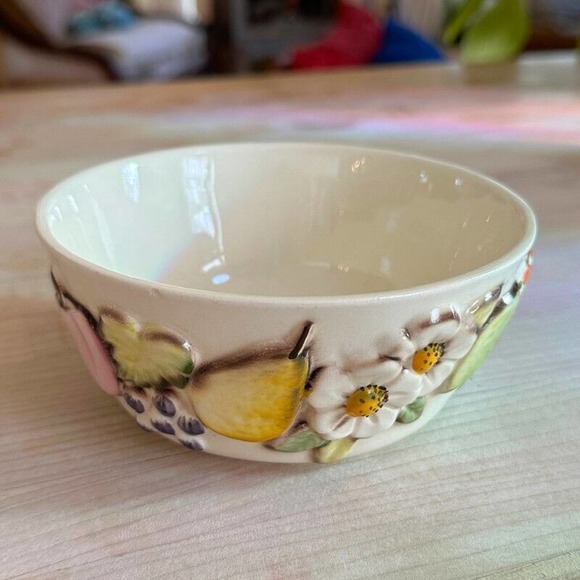 Vintage Cuernavaca Bowl Mexican Hand Painted Embossed Flowers And Fruits Ceramic - Picture 11 of 11